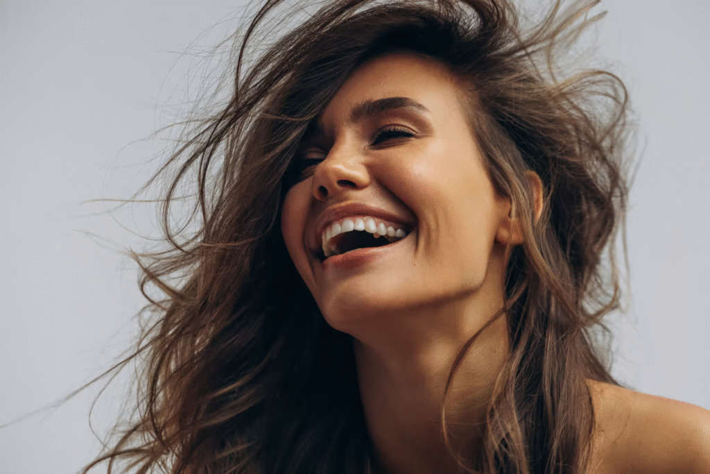 Hollywood Smile među mladima: Trend savršenog osmijeha u vremenu kada su zubi već zdravi